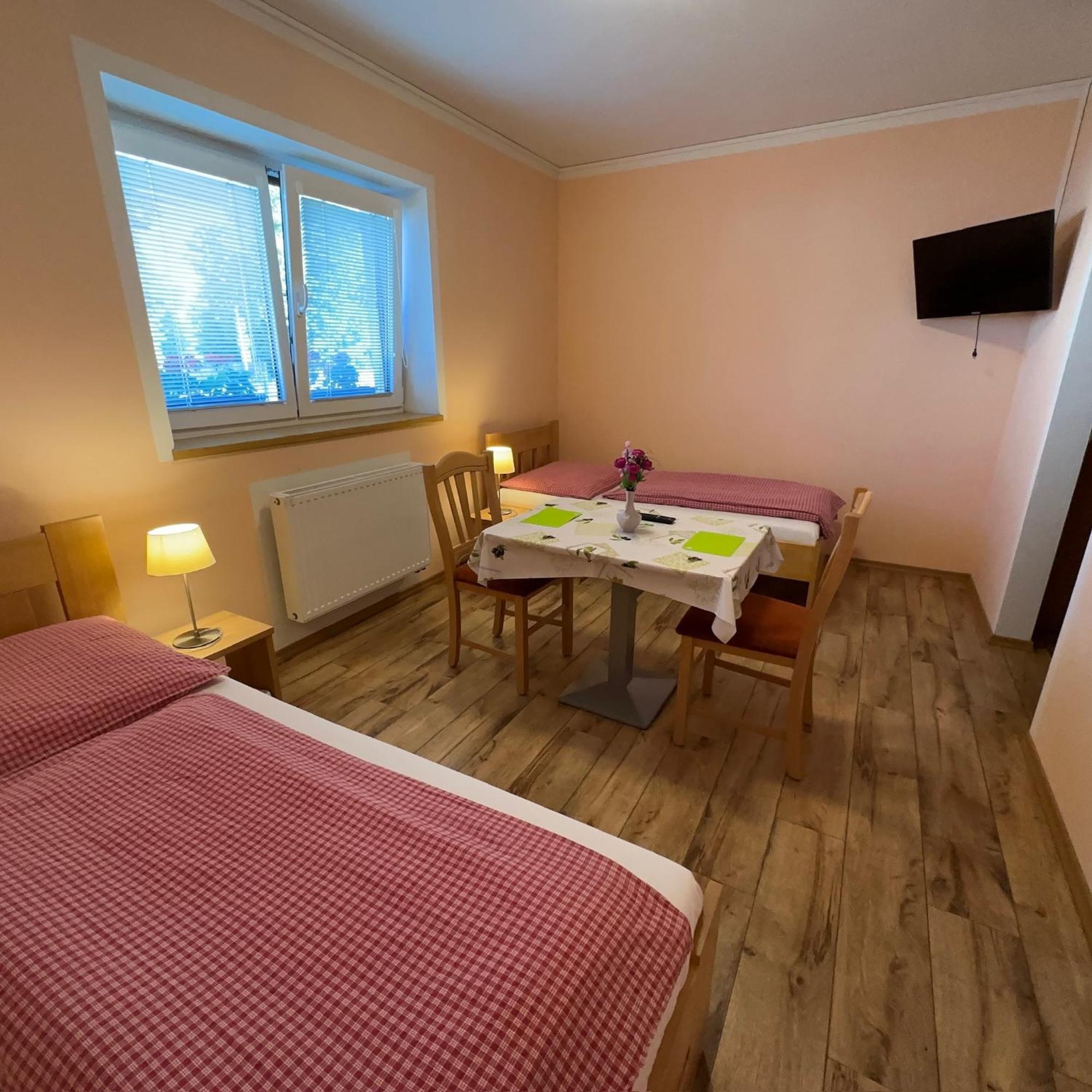 Pension Mijami Dolní Bukovsko Exteriér fotografie