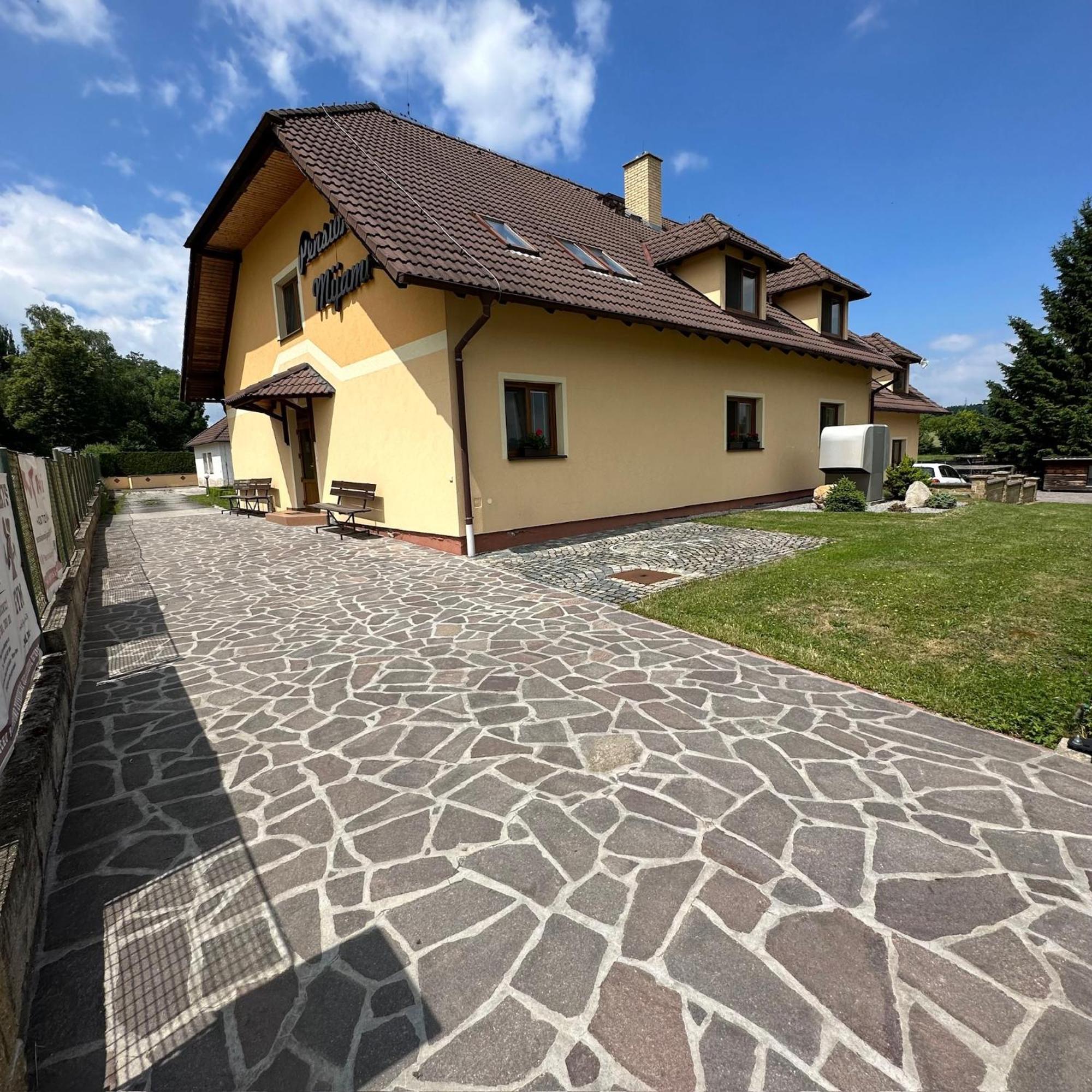 Pension Mijami Dolní Bukovsko Exteriér fotografie